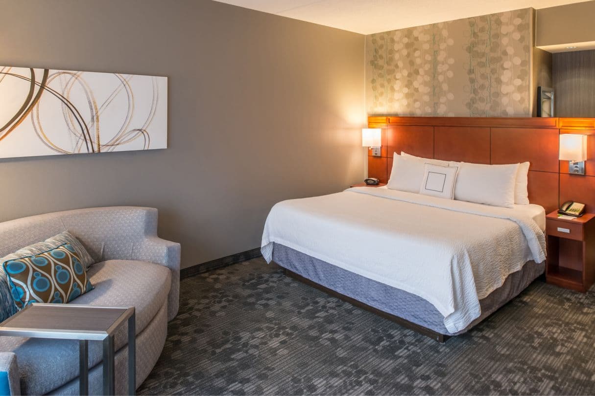 King guest room